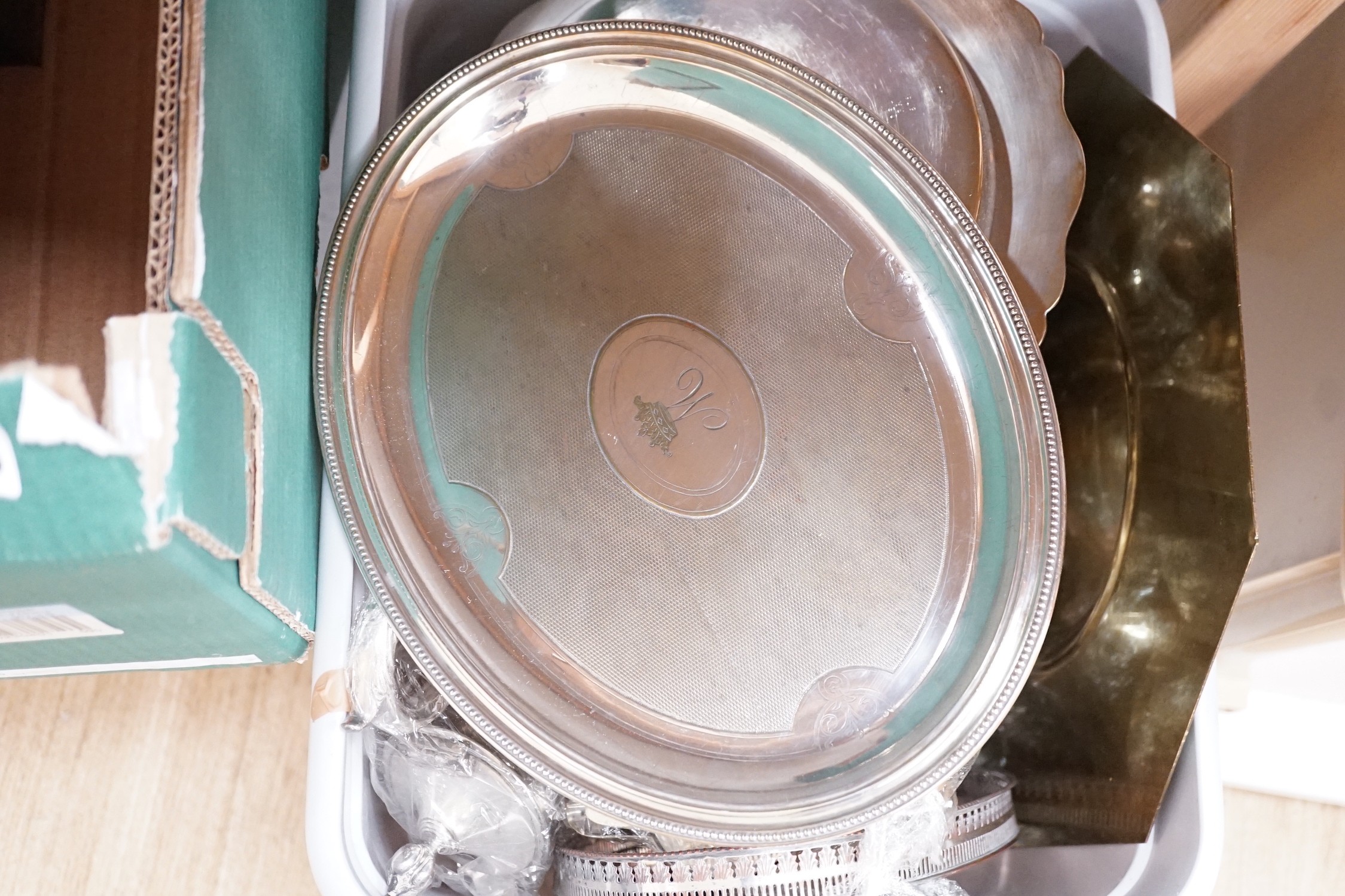 A mixed quantity of silver-plated wares